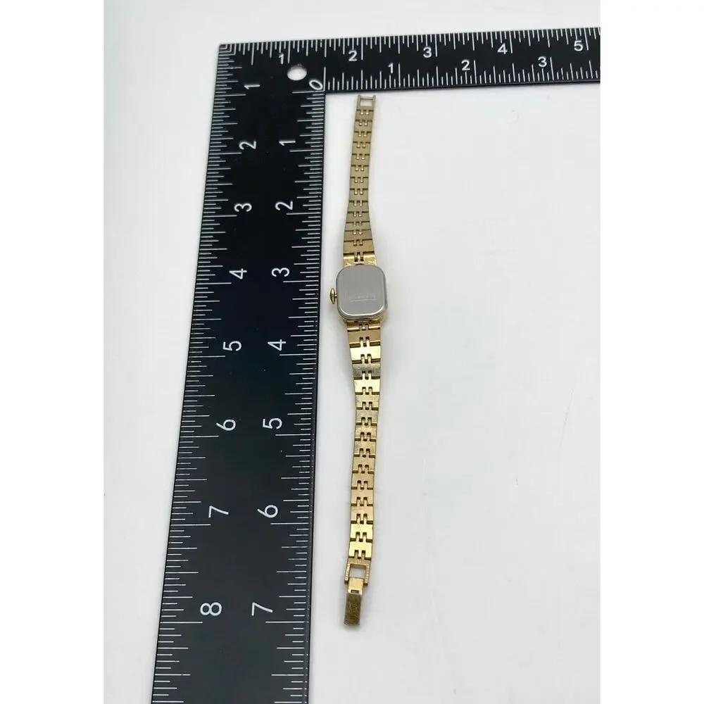 VTG 70'S Timex 17j Mechanical Wind Up Women's Petite Dress Watch 15mm Wist 6.25